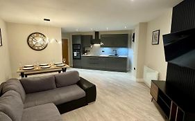 267 Stylish 2 Bed Apartment City Centre Free Parking